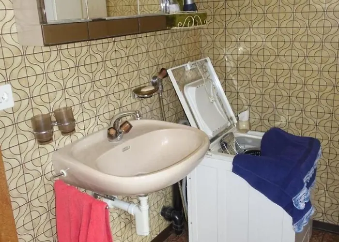 Schiefe Haus By Interhome * Oberschan